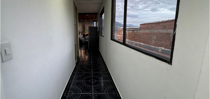 Casa en Venta en Medellín, Florencia-11