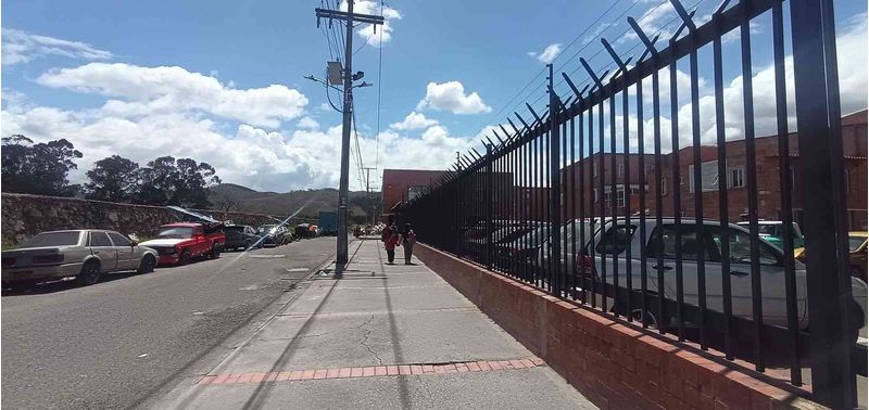 Casa en Venta en Bogotá, D.C., Compartir-1