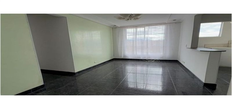 Apartamento en Venta en Bogotá, D.C., Fontibón San José-0