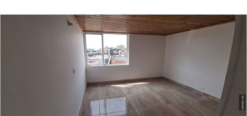 Apartamento en Venta en Bogotá, D.C., Fontibón San José-1