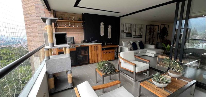 Apartamento en Venta en Envigado, Loma de las brujas-0