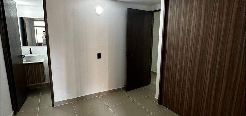 Apartamento en Venta en Medellín, Boston-2