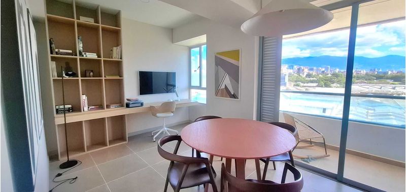 Apartamento en Venta en Medellín, Ciudad Del Rio-0