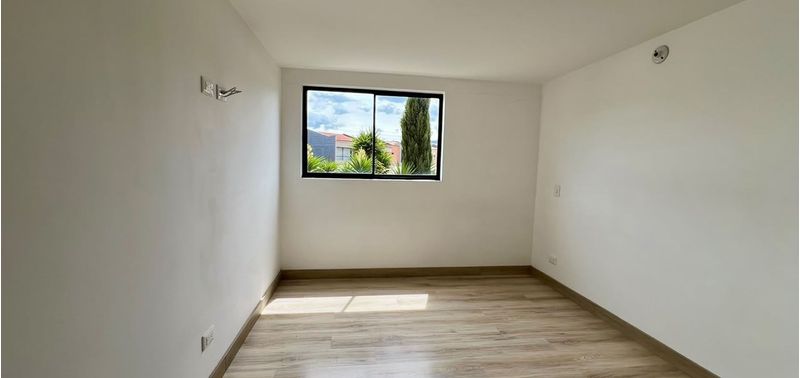 Apartamento en Venta en La Ceja, La Ceja-1