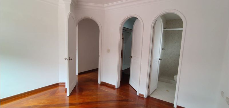 Casa en Venta en Envigado, El Esmeraldal-1