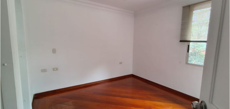 Casa en Venta en Envigado, El Esmeraldal-11