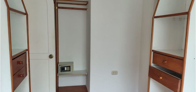 Casa en Venta en Envigado, El Esmeraldal-16
