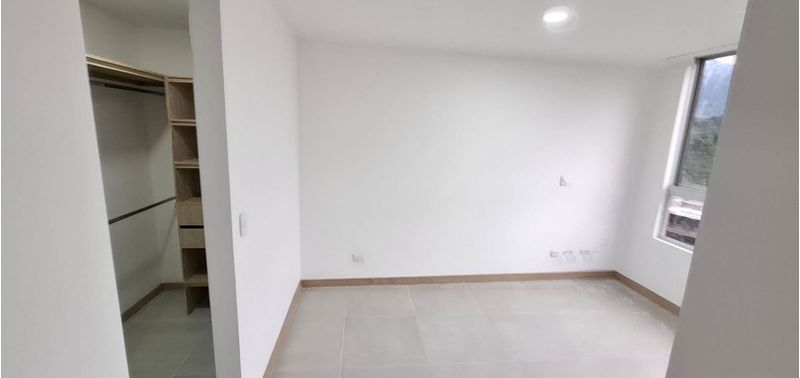 Apartamento en Venta en Sabaneta, Loma De San Jose-4