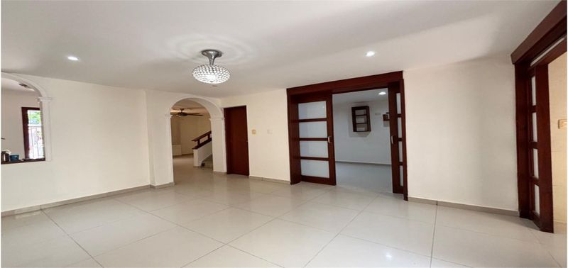 Casa en Venta en Santa Marta, Avenida Libertador (Av. Libertador)-2
