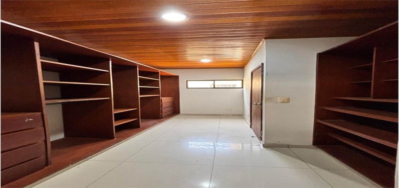 Casa en Venta en Santa Marta, Avenida Libertador (Av. Libertador)-16