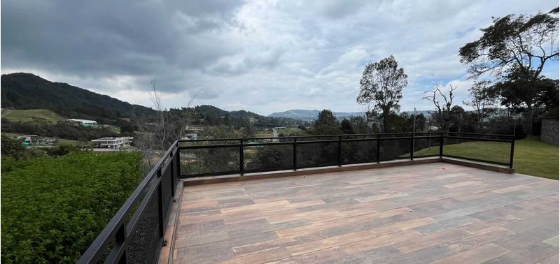 Casa en Venta en Envigado, Loma Del Escobero-0