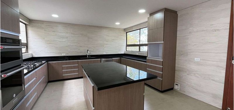 Casa en Venta en Envigado, Loma Del Escobero-10
