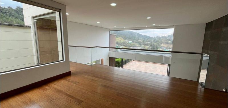 Casa en Venta en Envigado, Loma Del Escobero-18