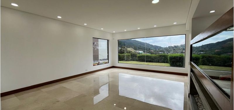 Casa en Venta en Envigado, Loma Del Escobero-19