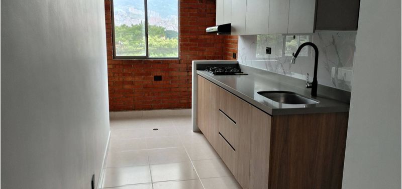 Apartamento en Venta en Medellín, Santa Teresita-0