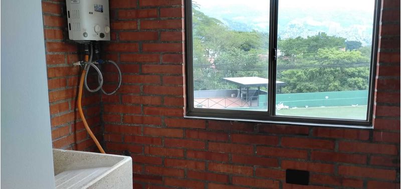 Apartamento en Venta en Medellín, Santa Teresita-1