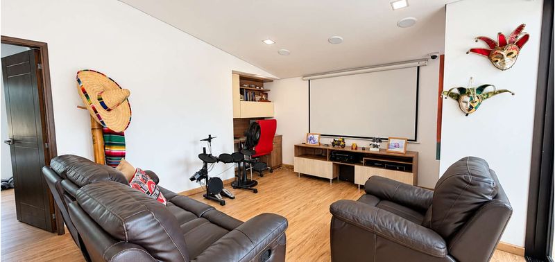 Apartamento en Venta en Medellín, Laureles-5