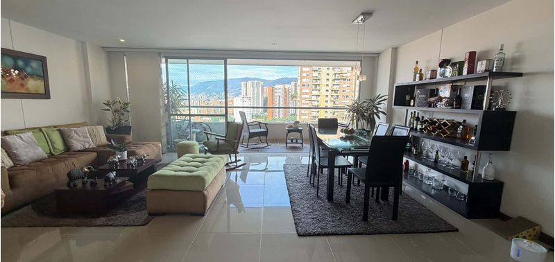 Apartamento en Venta en Sabaneta, Tres Esquinas