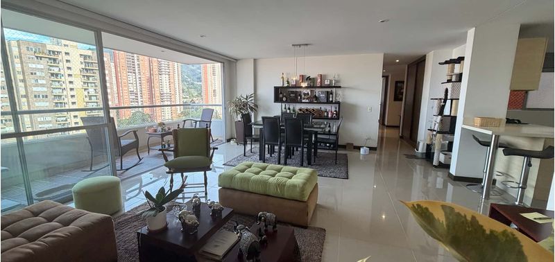 Apartamento en Venta en Sabaneta, Tres Esquinas-3