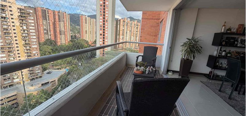 Apartamento en Venta en Sabaneta, Tres Esquinas-4