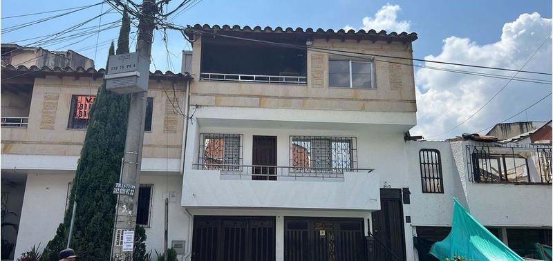 Casa en Venta en Medellín, Los Colores