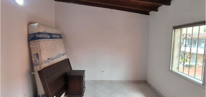 Casa en Venta en Medellín, Los Colores-17