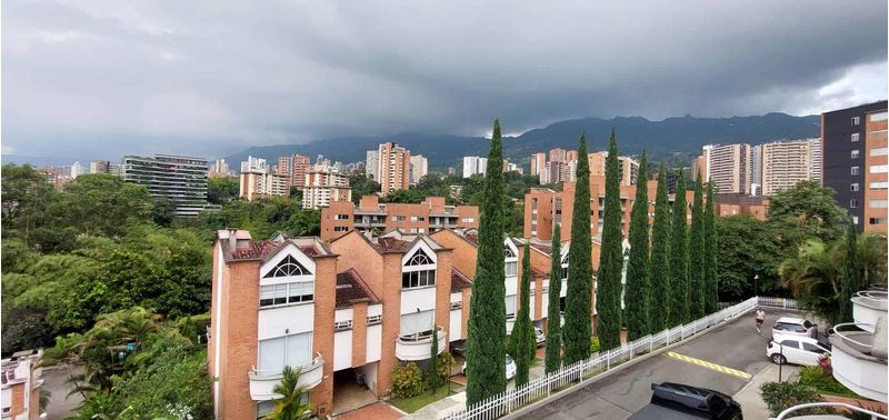 Casa en Venta en Envigado, El Esmeraldal