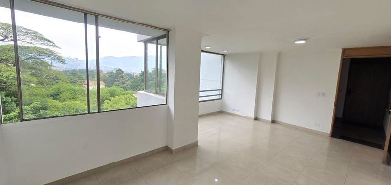 Apartamento en Venta en Medellín, La Frontera-0