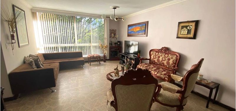 Apartamento en Venta en Medellín, Manila-0