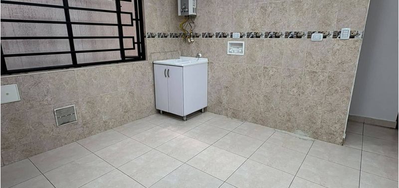 Casa en Venta en Bogotá, D.C., Américas Central-32