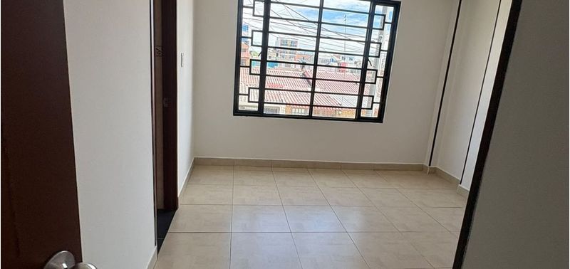 Casa en Venta en Bogotá, D.C., Américas Central-36