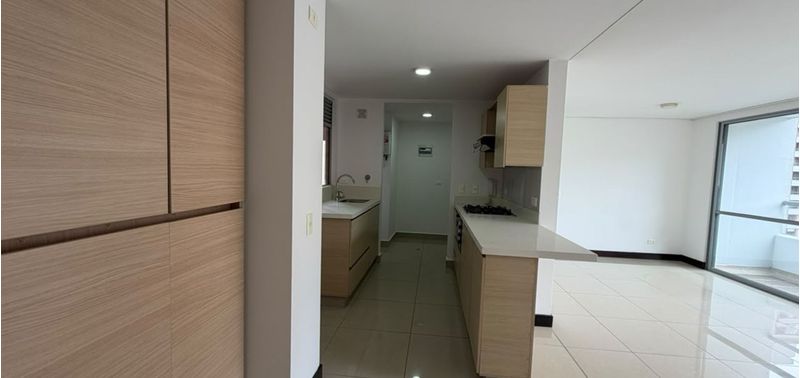 Apartamento en Venta en Sabaneta, Tres Esquinas-5