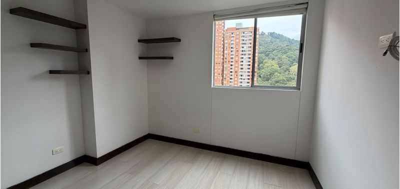 Apartamento en Venta en Sabaneta, Tres Esquinas-14